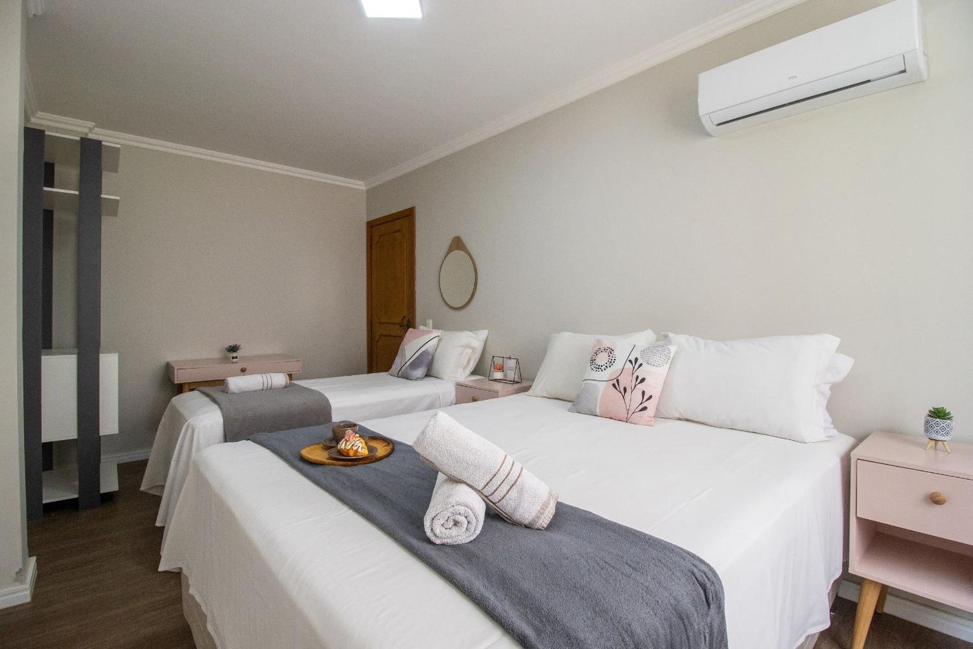 Scr64 - 2 Dorm Climatizados, Confortavel, Tv Smart Apartamento